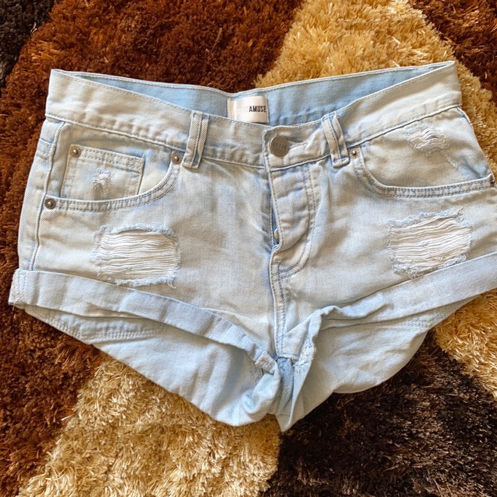 Amuse society short jean shorts light wash 24